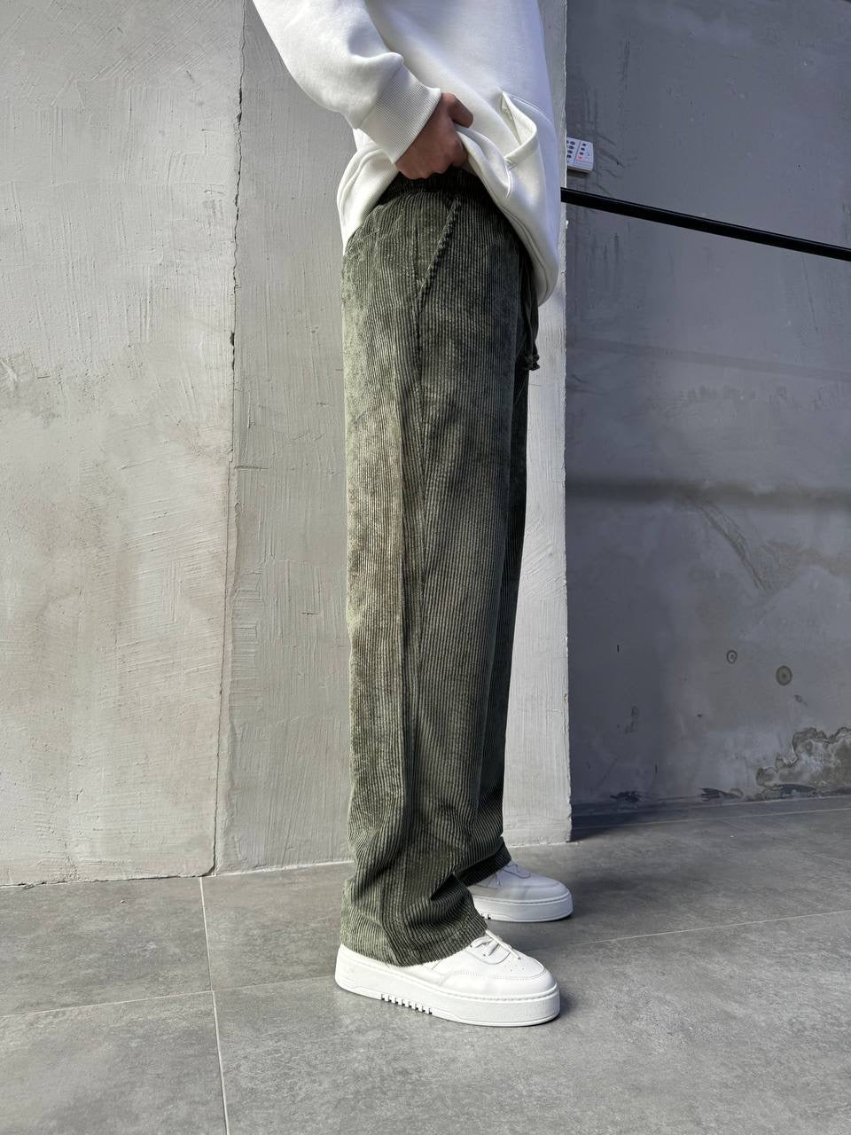 BAGGY RIBBED PANTS - OLIVE GREEN