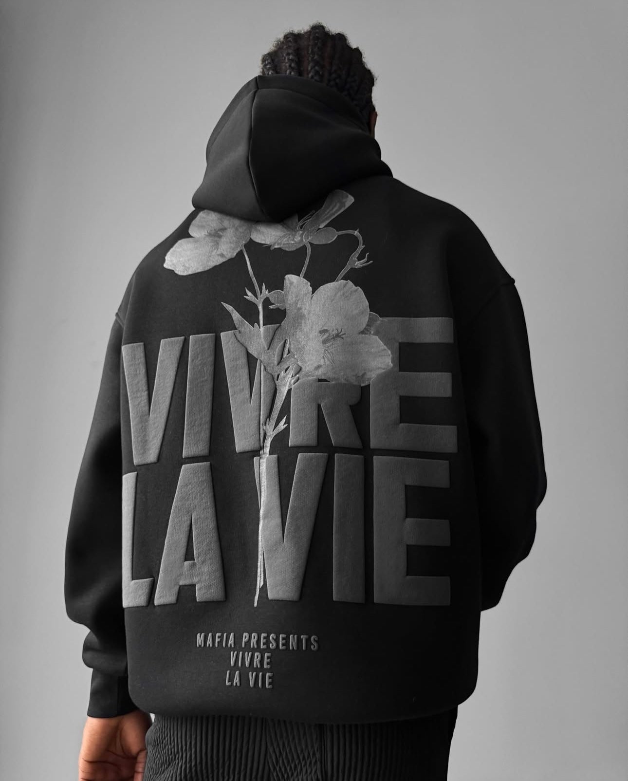 VIVRE LA VIE OVERSIZED HOODIE - BLACK